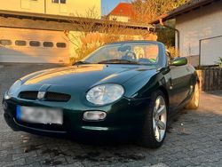 Grün Gebraucht 1998 MG F Cabrio | 2.400 €