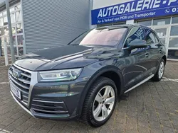 Grau Gebraucht 2017 Audi Q5 Sport SUV | 22.450 € (Guter Preis)