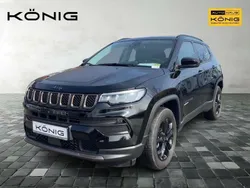 Solid black (5ck) Gebraucht 2022 Jeep Compass SUV | 29.776 € (Fairer Preis)