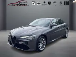 Grigio vesuvio, metallic Gebraucht 2022 Alfa Romeo Giulia Sprint Sprint Coupé | 28.750 € (Etwas zu teuer)
