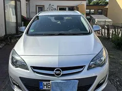 Grau Gebraucht 2015 Opel Astra Exklusiv Kombi | 5.499 € (Fairer Preis)