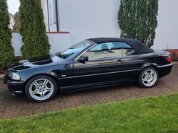 Schwarz Gebraucht 2002 BMW 325 Cabriolet Performance Cabrio | 9.600 € (Fairer Preis)