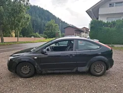Schwarz Gebraucht 2007 Ford Focus Kleinwagen | 250 € (Superpreis)