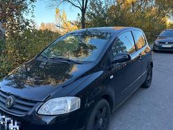 Schwarz Gebraucht 2011 VW Fox Kleinwagen | 1.850 € (Fairer Preis)