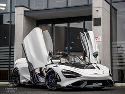 Weiß Gebraucht 2022 McLaren 765LT Cabrio | 524.950 €
