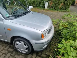 Silber Gebraucht 2001 Nissan Micra Kleinwagen | 850 € (Fairer Preis)