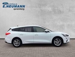 Weiß Gebraucht 2021 Ford Focus Cool & Connect Kombi | 15.995 € (Guter Preis)