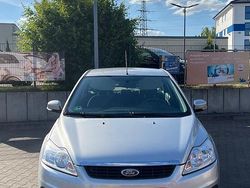 Silber Gebraucht 2009 Ford Focus Limousine | 4.000 € (Fairer Preis)