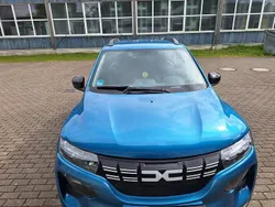 Blau Gebraucht 2022 Dacia Spring Kleinwagen | 9.950 € (Fairer Preis)