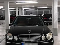 Schwarz Gebraucht 2005 Mercedes E320 Limousine | 4.990 €