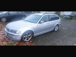 Silber Gebraucht 2002 BMW 320 Kombi | 1.000 € (Superpreis)