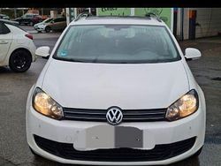 Weiß Gebraucht 2010 VW Golf VI Highline Kleinwagen | 6.700 € (Fairer Preis)