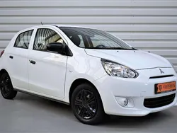 Weiß Gebraucht 2016 Mitsubishi Space Star Basis Kleinwagen | 5.990 € (Etwas zu teuer)
