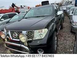 Schwarz Gebraucht 2006 Nissan Pathfinder SUV | 2.300 € (Guter Preis)
