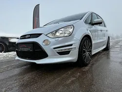 Weiß Gebraucht 2010 Ford S-MAX Titanium S Van / Kleinbus | 3.999 € (Superpreis)