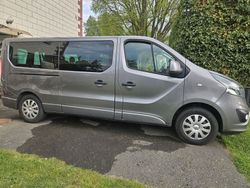Grau Gebraucht 2016 Opel Vivaro Van | 11.500 € (Fairer Preis)