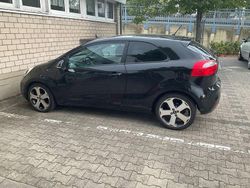 Schwarz Gebraucht 2013 Kia Rio Attract Limousine | 3.600 € (Guter Preis)