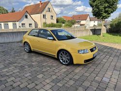 Gelb Gebraucht 2001 Audi S3 S-Line Limousine | 24.500 €