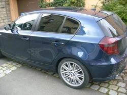 Blau metallic Gebraucht 2010 BMW 116 Kleinwagen | 14.990 €