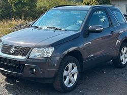 Grau Gebraucht 2009 Suzuki Grand Vitara SUV | 9.900 € (Teuer)