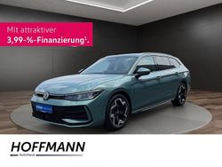 Grün Gebraucht 2024 VW Passat R-line Kombi | 42.990 € (Guter Preis)