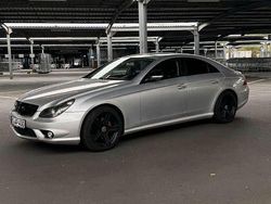 Grau Gebraucht 2004 Mercedes CLS500 Coupé | 9.700 € (Etwas zu teuer)