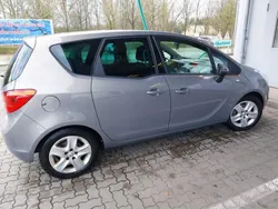 Braun Gebraucht 2011 Opel Meriva Van / Kleinbus | 4.200 € (Fairer Preis)