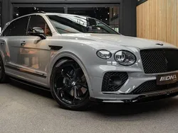 Grau Gebraucht 2022 Bentley Bentayga SUV | 222.495 €