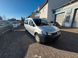 Silber Gebraucht 2015 VW Caddy Maxi Team Van / Kleinbus | 14.900 €