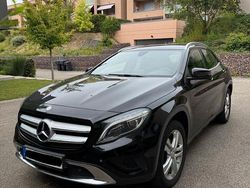 Schwarz Gebraucht 2017 Mercedes GLA200 Urban SUV | 16.790 € (Superpreis)