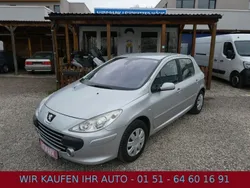 Silber Gebraucht 2007 Peugeot 307 Limousine | 1.990 € (Fairer Preis)