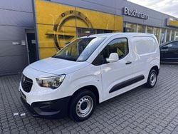 Jade weiß Gebraucht 2021 Opel Combo Van / Kleinbus | 15.970 € (Guter Preis)