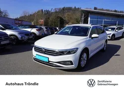 Weiß Gebraucht 2021 VW Passat Business Kombi | 21.980 € (Fairer Preis)
