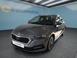 Grau Gebraucht 2022 Skoda Octavia Kombi | 22.699 € (Fairer Preis)