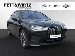 Sophistograu brillanteffekt Gebraucht 2022 BMW iX Shadowline SUV | 45.880 € (Superpreis)