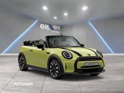 Gelb Gebraucht 2022 Mini Cooper Cabriolet Classic Cabrio | 30.990 € (Etwas zu teuer)