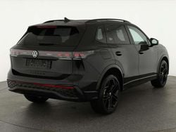 Grenadill schwarz metallic Neu 2025 VW Tiguan R-line SUV | 53.184 € (Guter Preis)