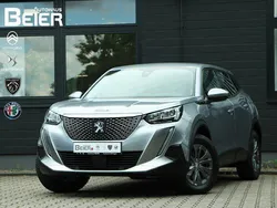 Grau Gebraucht 2021 Peugeot e-2008 Active SUV | 15.990 € (Guter Preis)