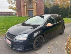 Schwarz Gebraucht 2006 VW Golf V Edition Limousine | 5.555 € (Fairer Preis)