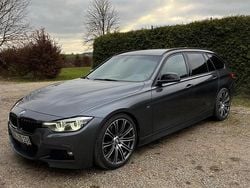 Grau Gebraucht 2019 BMW 330 M Performance Kombi | 27.000 € (Guter Preis)