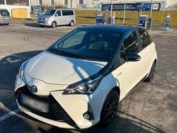 Weiß Gebraucht 2019 Toyota Yaris Hybrid Style Kleinwagen | 12.500 € (Guter Preis)