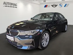 Saphirschwarz Gebraucht 2020 BMW 330e Advantage Limousine | 25.980 € (Fairer Preis)