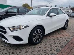 Polarweiss Gebraucht 2023 Mercedes A180 Limousine | 25.498 € (Fairer Preis)
