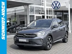 Rauchgrau Gebraucht 2024 VW Taigo Life SUV | 25.990 € (Fairer Preis)