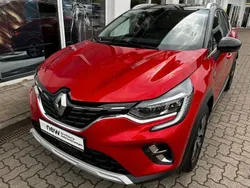 Rot Gebraucht 2023 Renault Captur Techno SUV | 21.900 € (Etwas zu teuer)