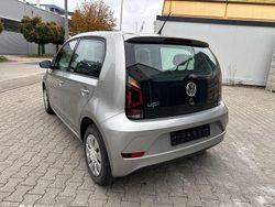 Grau Gebraucht 2018 VW up! Kleinwagen | 7.999 € (Guter Preis)