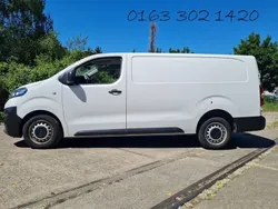 Weiß Gebraucht 2021 Opel Vivaro Van | 13.800 € (Superpreis)