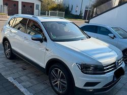 Weiß Gebraucht 2019 VW Tiguan Allspace SUV | 29.900 €