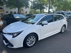 Weiß Gebraucht 2024 Toyota Corolla Kombi | 24.990 € (Fairer Preis)