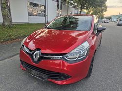 Rot Gebraucht 2013 Renault Clio IV Dynamique Limousine | 4.999 € (Etwas zu teuer)